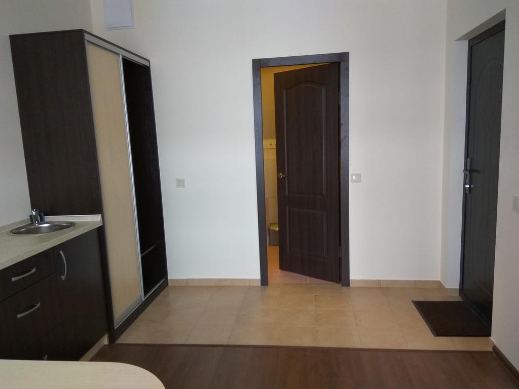 קייב S&M Apartments - Zarichna מראה חיצוני תמונה